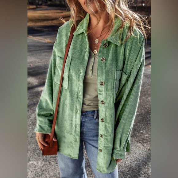 NWT! Boutique Mist Green Pocket Button Up Shirt 🌼 - Picture 7 of 7